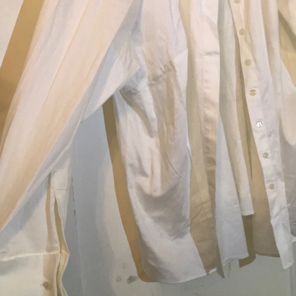 White button down shirt - Picture 4 of 5